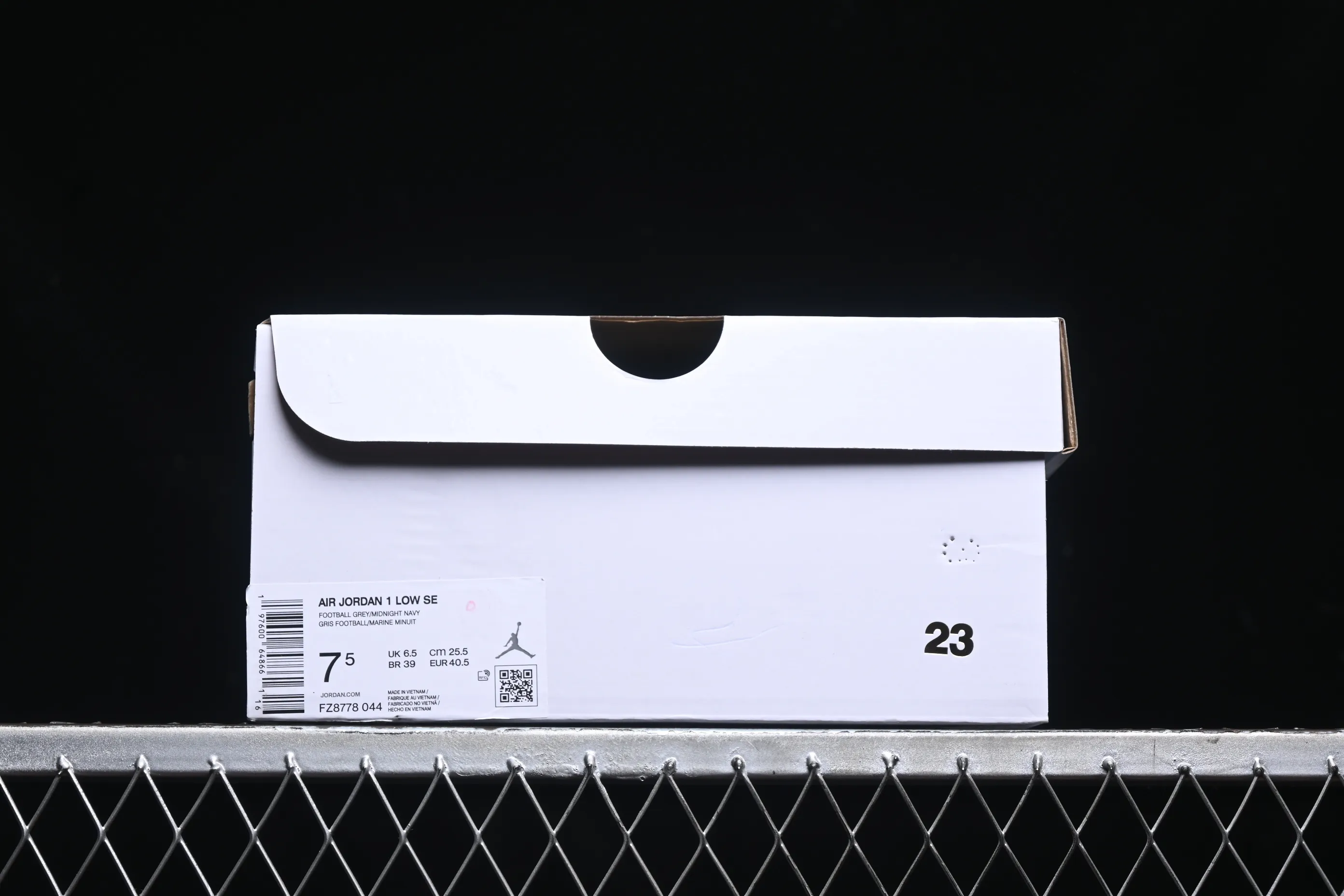 All categories Air Jordan Jordan series basketball shoes Air Jordan 1 Low Air Jordan 1 Low AJ1 Joe 1 silk navy blue low-top cultural casual sneakers FZ8778-044